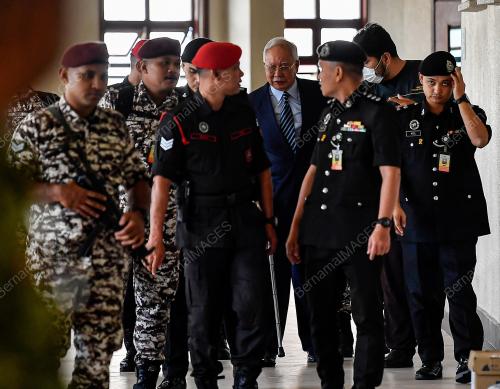 DATUK SERI NAJIB TUN RAZAK