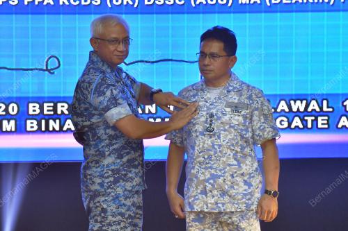 TAN SRI AFFENDI BUANG