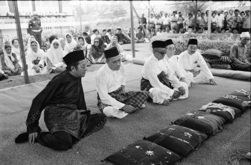 TAN SRI SYED NASIR