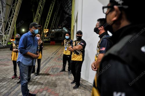 DATUK SERI REEZAL MERICAN NAINA MERICAN