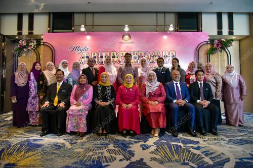 DATUK SERI NANCY SHUKRI