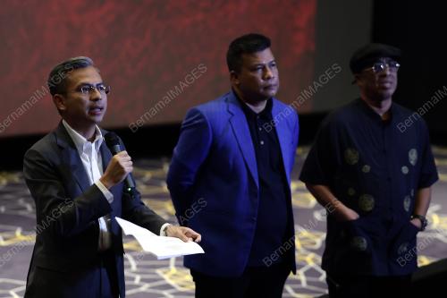 FAHMI FADZIL