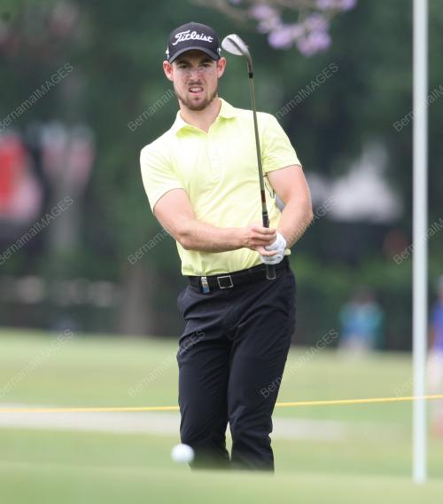 KL25_18022016_GOLF_MAYBANK