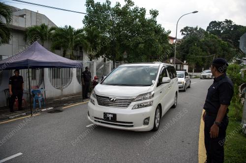 KL25_18052018_LANGGAK