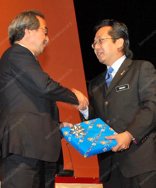 RAZALI IBRAHIM