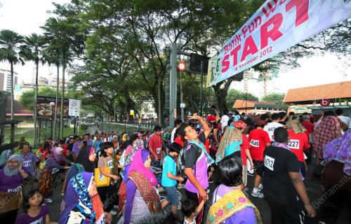 KL25_18112012_BATIK_FUN_WALK