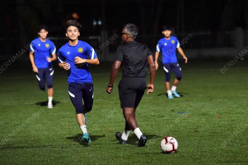 SKUAD BOLA SEPAK B-23