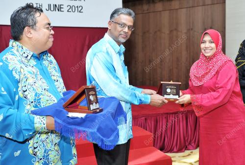 KL25_19062012_UPSI