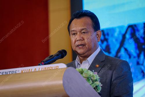 DATUK SERI ALEXANDER NANTA LINGGI