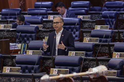 FAHMI FADZIL