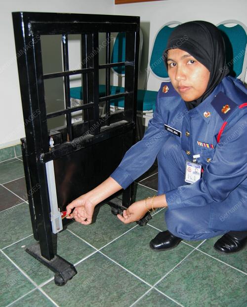 JERIJI TIDAK STATIK
