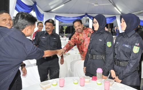 KL25_20062016_BUKA_PUASA