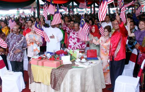 TAN SRI MUHYIDDIN YASSIN