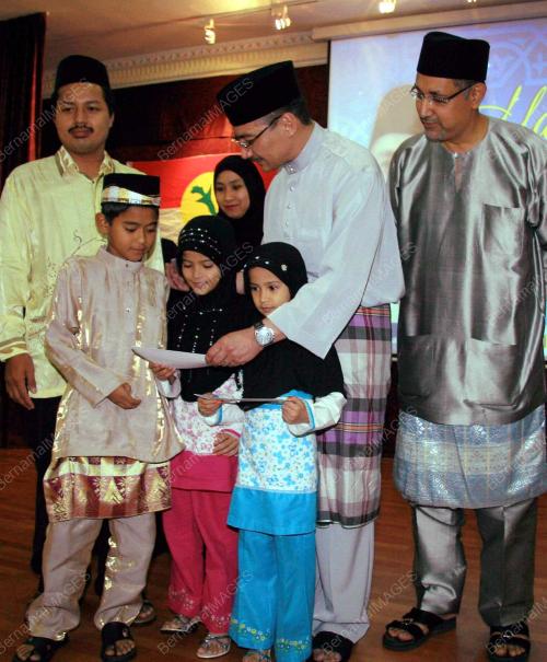 HISHAMMUDDIN TUN HUSSEIN