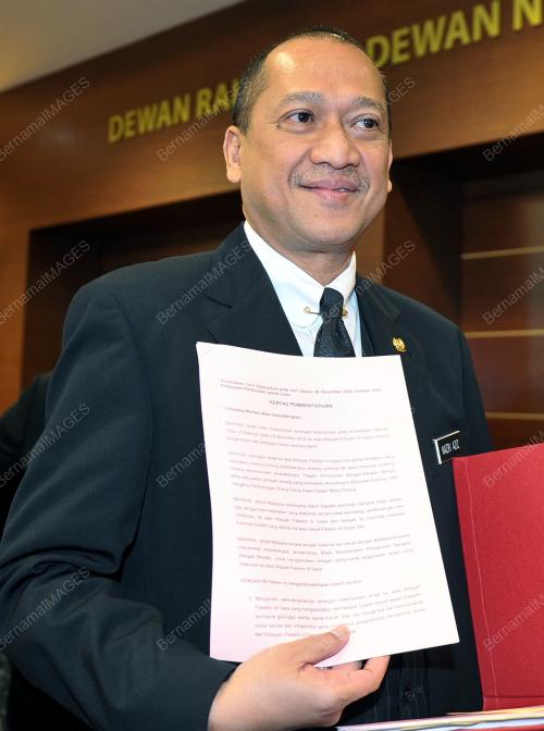 KL25_20112012_PARLIMEN
