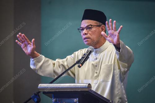 DATUK SERI SAIFUDDIN NASUTION ISMAIL