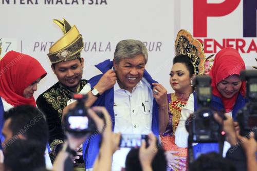 KL25_22012017_WANITA