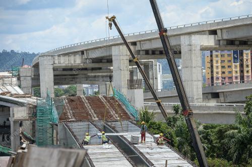 PROJEK PEMBINAAN JALAN RAYA DAN LEBUHRAYA