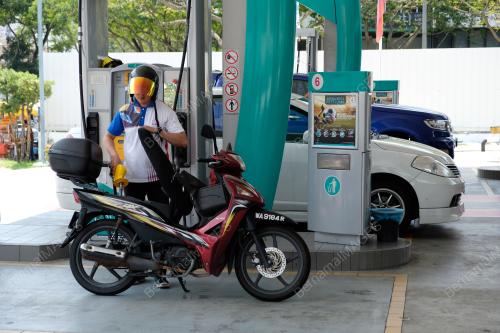 KL25_22062018_PETROL