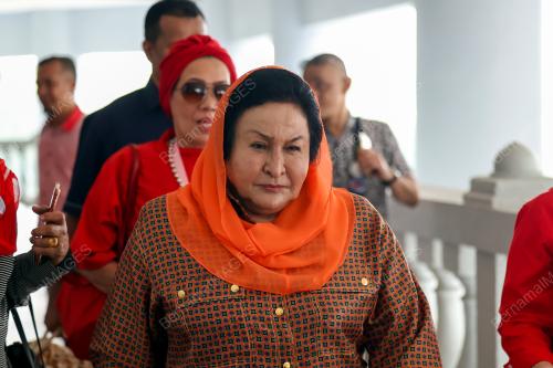DATIN SERI ROSMAH MANSOR