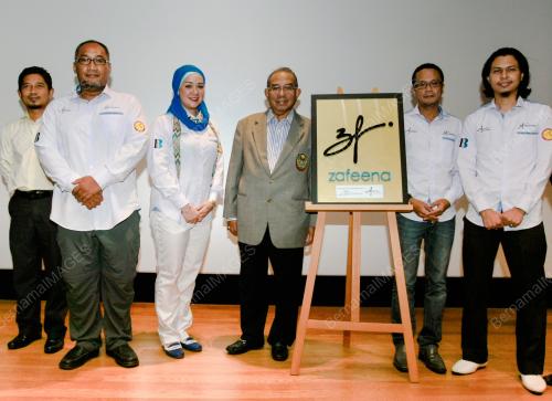 KL25_22102015_ZAFEENA