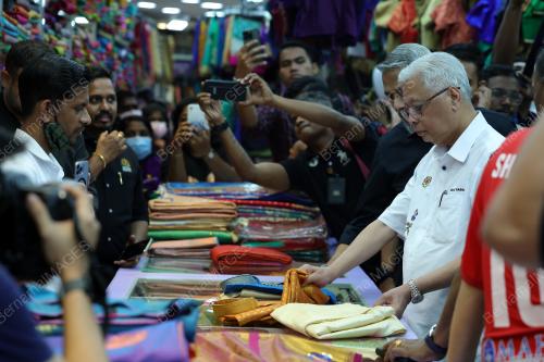 DATUK SERI ISMAIL SABRI YAAKOB
