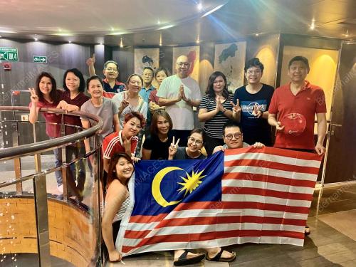 RAKYAT MALAYSIA TERKANDAS DI BRAZIL