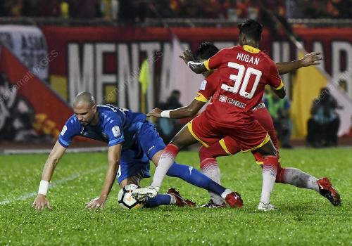 KL25_23062018_BOLA_BN201805419777