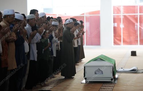 KL25_23072015_JENAZAH