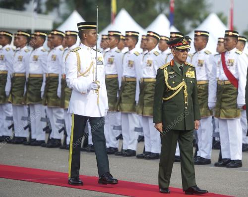 KL25_23092013_AGONG