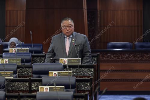 DATUK SERI TIONG KING SING