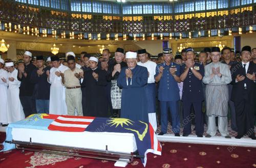 MAHD NAJIB TUN RAZAK