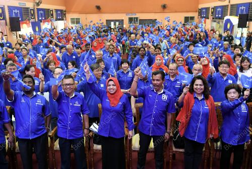 KL25_24032018_WANITA