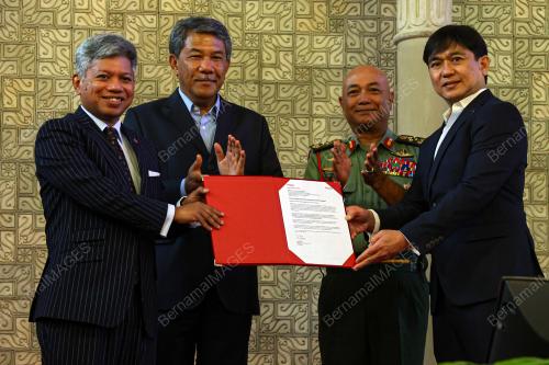 DATUK SERI MOHAMAD HASAN