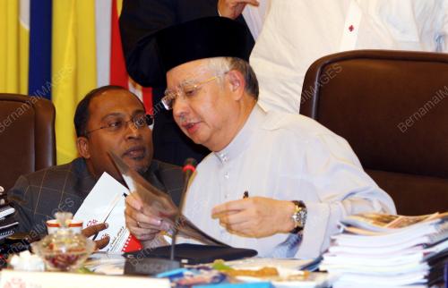 KL25_25022011_PM_MT