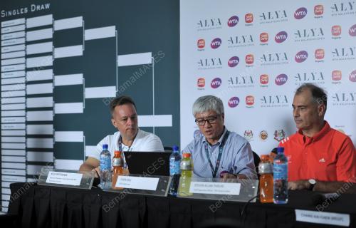 KL25_25022017_TENIS_UNDI