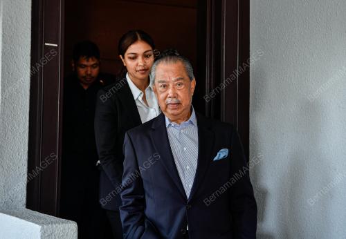TAN SRI MUHYIDDIN MOHD YASSIN