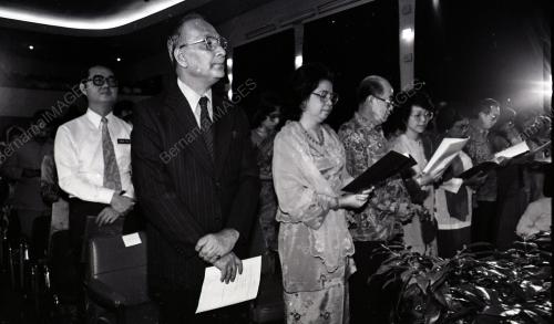 DR. MAHATHIR MOHAMAD