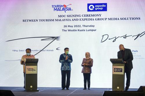 DATUK SERI NANCY SHUKRI