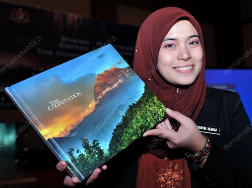 KL25_26062012_TABLE_BOOK