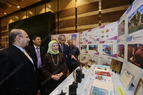 DATUK SERI NANCY SHUKRI