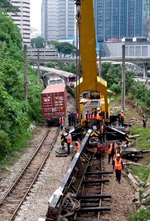 KL25_26112017_TREN_ALIH