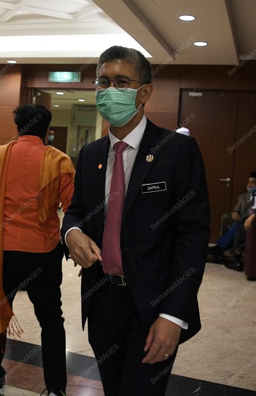 PERSIDANGAN PARLIMEN PENGGAL KETIGA 