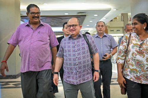 KL25_28042026_MAHKAMAH