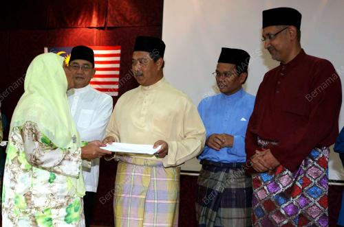 MUHYIDDIN YASSIN