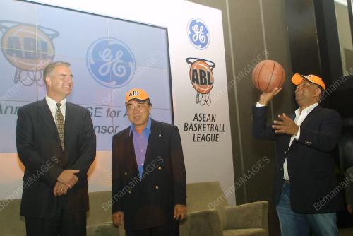 TONY FERNANDES