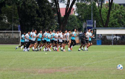 SKUAD BOLA SEPAK B-23