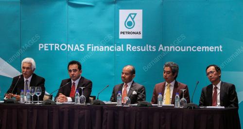 KL25_29022016_PETRONAS