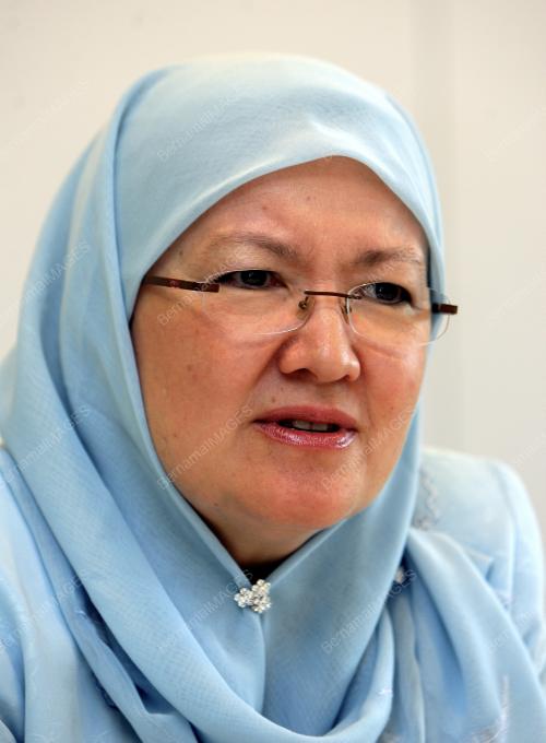 TUNKU SARA TUNKU AHMAD