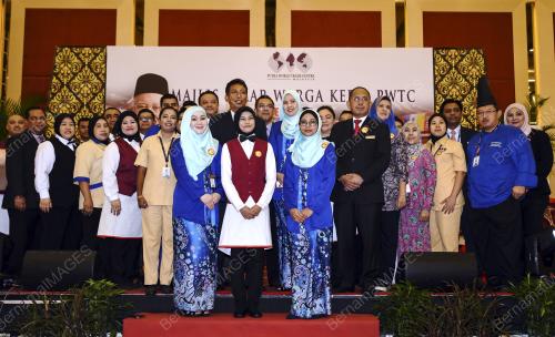 KL25_29112017_PWTC_BN201711282695